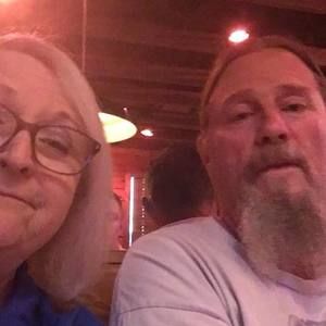 Meet your Posher, Lynn